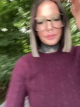 AriaSins – webcam model profile photo Image 12