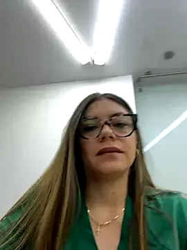 EmiraMiller – webcam model profile photo Image 11