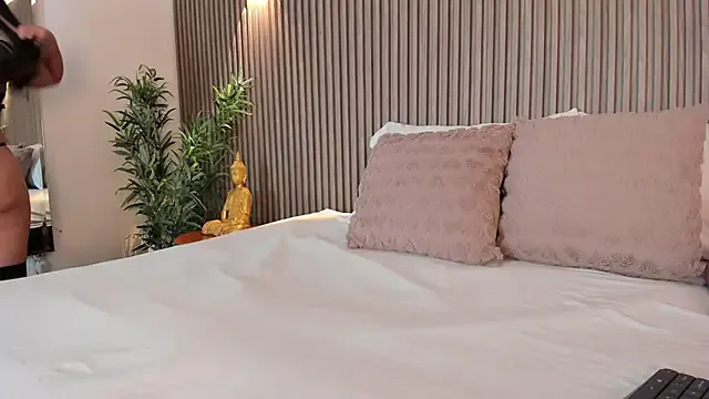 Emma4you – webcam model profile photo Image 8