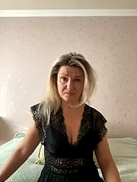 somniya – webcam model profile photo Image 7