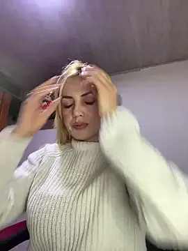 Sasha-Orlova – webcam model profile photo Image 5