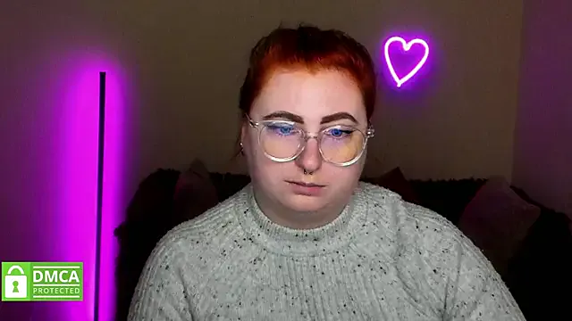 Dolce – webcam model profile photo Image 18