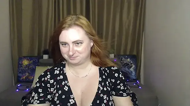 Dolce – webcam model profile photo Image 2