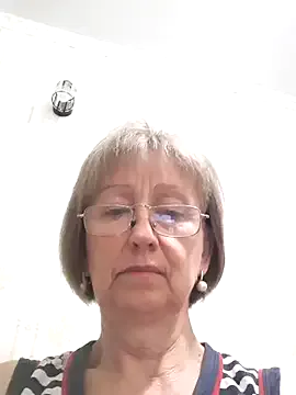 AlikaSwan5821 – webcam model profile photo