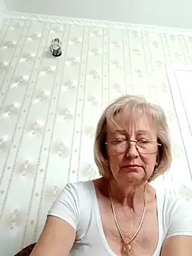 HaleyLyon – webcam model profile photo Image 11