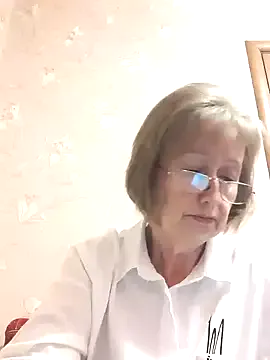 HaleyLyon – webcam model profile photo Image 14