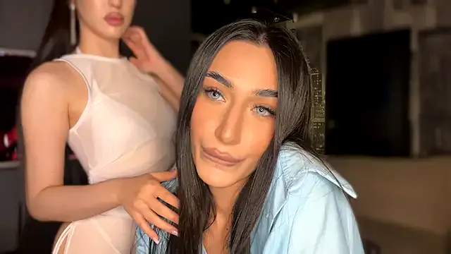 MiraKova – webcam model profile photo Image 14