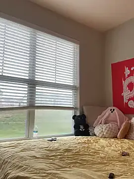 Helen_Vidall – webcam model profile photo Image 3