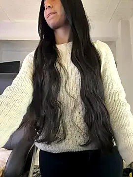 MelinaLuviani – webcam model profile photo Image 16