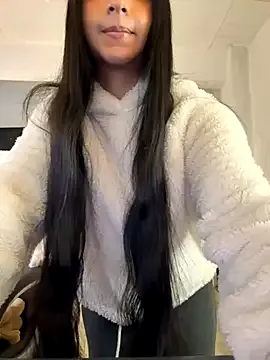 MelinaLuviani – webcam model profile photo Image 18