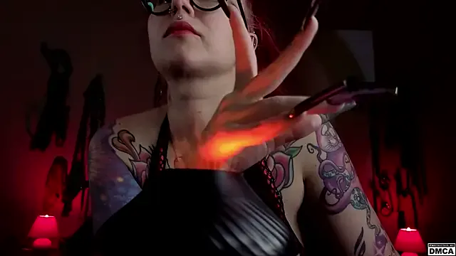 Youlalia – webcam model profile photo Image 14