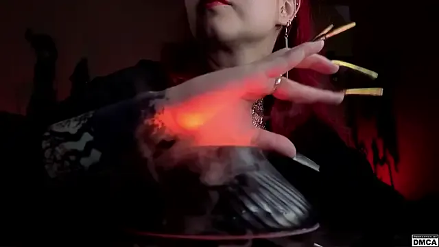 Youlalia – webcam model profile photo Image 16