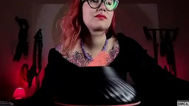 Youlalia – webcam model profile photo Image 2