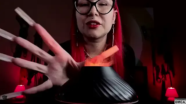 Youlalia – webcam model profile photo Image 9