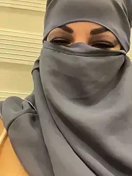 HaleyLyon – webcam model profile photo Image 2