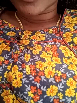 AngerlaMei – webcam model profile photo Image 2