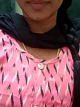 AngerlaMei – webcam model profile photo Image 4