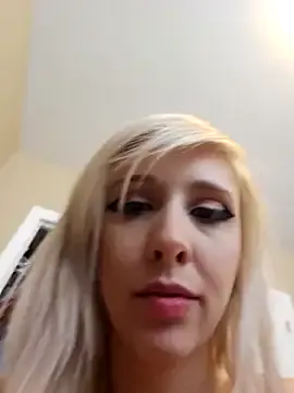 MarylinGlory – webcam model profile photo Image 14