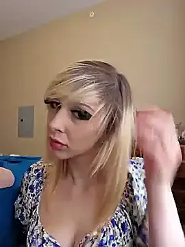 MarylinGlory – webcam model profile photo Image 7