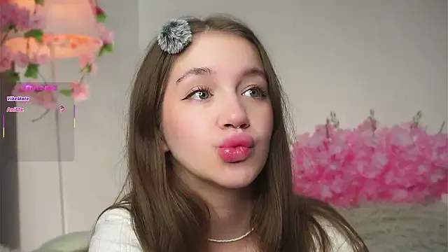 mc-Olivia – webcam model profile photo Image 17