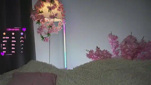 mc-Olivia – webcam model profile photo Image 7