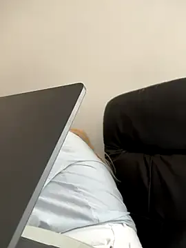 HaleyLyon – webcam model profile photo Image 2