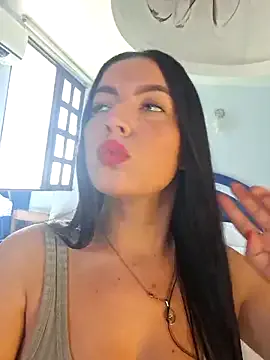 -Giia – webcam model profile photo Image 12