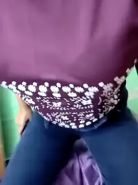 AnnAbbey – webcam model profile photo Image 17