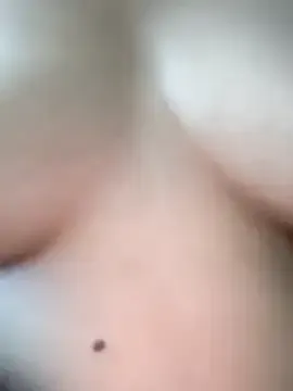 AnnAbbey – webcam model profile photo Image 2