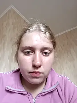 MelinaLuviani – webcam model profile photo Image 15