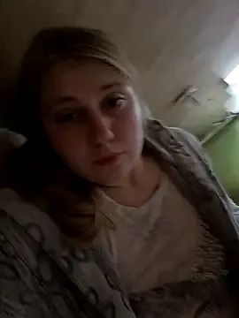 MelinaLuviani – webcam model profile photo Image 19