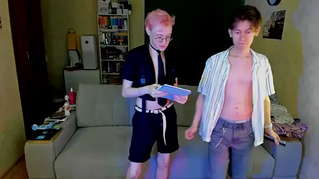 AyshaConnor – webcam model profile photo Image 3