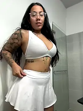 -Kitten-Meow- – webcam model profile photo Image 19