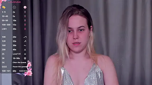 riko_oxo – webcam model profile photo Image 4