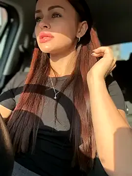 Miafisher_ – webcam model profile photo Image 3