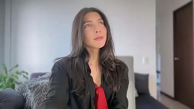 petrouchkaaa_ – webcam model profile photo Image 10