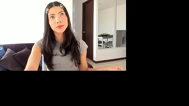 petrouchkaaa_ – webcam model profile photo Image 18