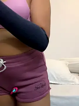 HaleyLyon – webcam model profile photo Image 11