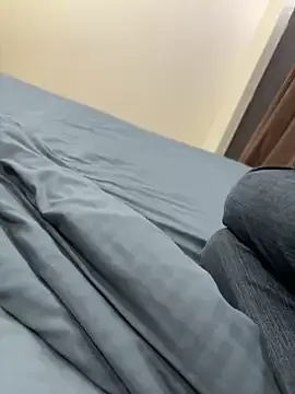 LizBentley – webcam model profile photo Image 6