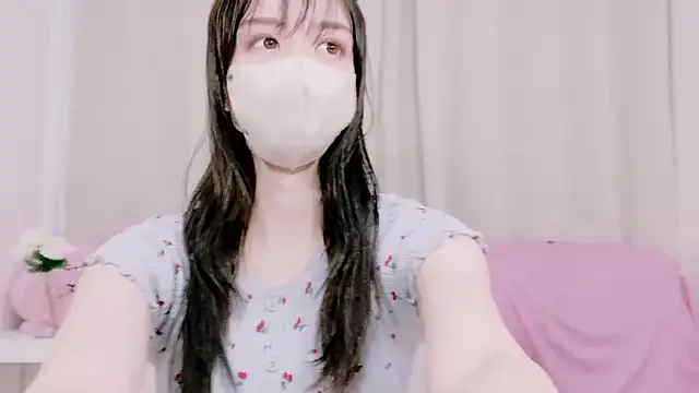 CatalinaDalessio – webcam model profile photo Image 2