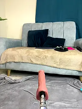 hornykittymeow – webcam model profile photo Image 5