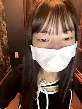 AllaRoberts – webcam model profile photo Image 18