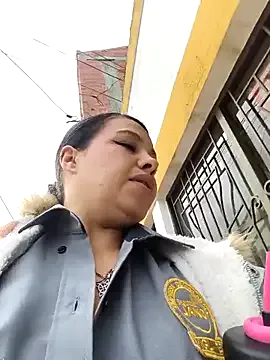 NickiLike – webcam model profile photo Image 15