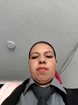 NickiLike – webcam model profile photo Image 3