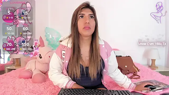 MollyBoston – webcam model profile photo Image 18