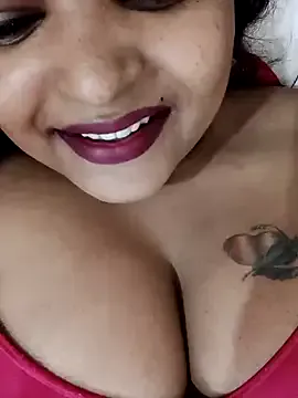 IvyStuart – webcam model profile photo Image 4