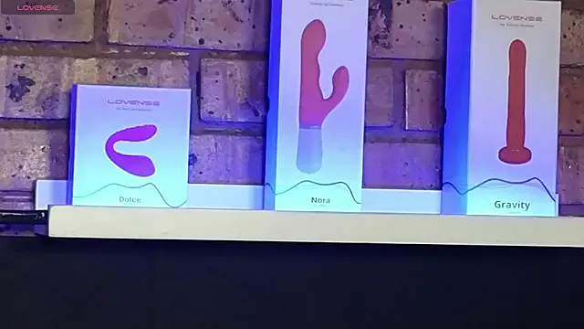 EvanyaRose – webcam model profile photo Image 16