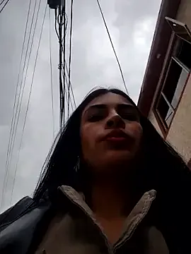 DelinaRose – webcam model profile photo Image 3