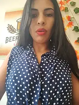 DelinaRose – webcam model profile photo Image 9