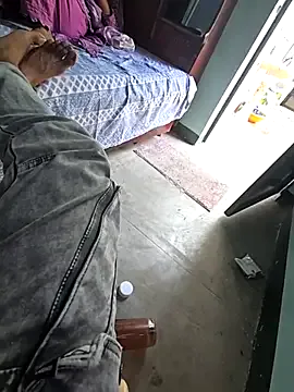 jskchwkdbcn – webcam model profile photo Image 3